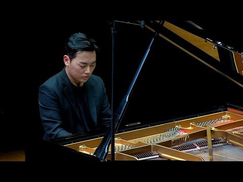 Changyong Shin 신창용 - R. Schumann: Fantasiestücke, Op. 12