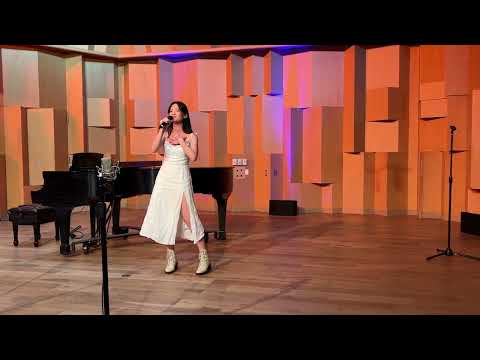 Commercial music performance video thumbnail