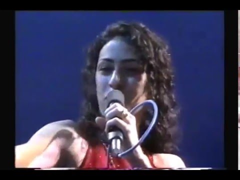 Marisa Monte e Velha Guarda da Portela - Esta melodia