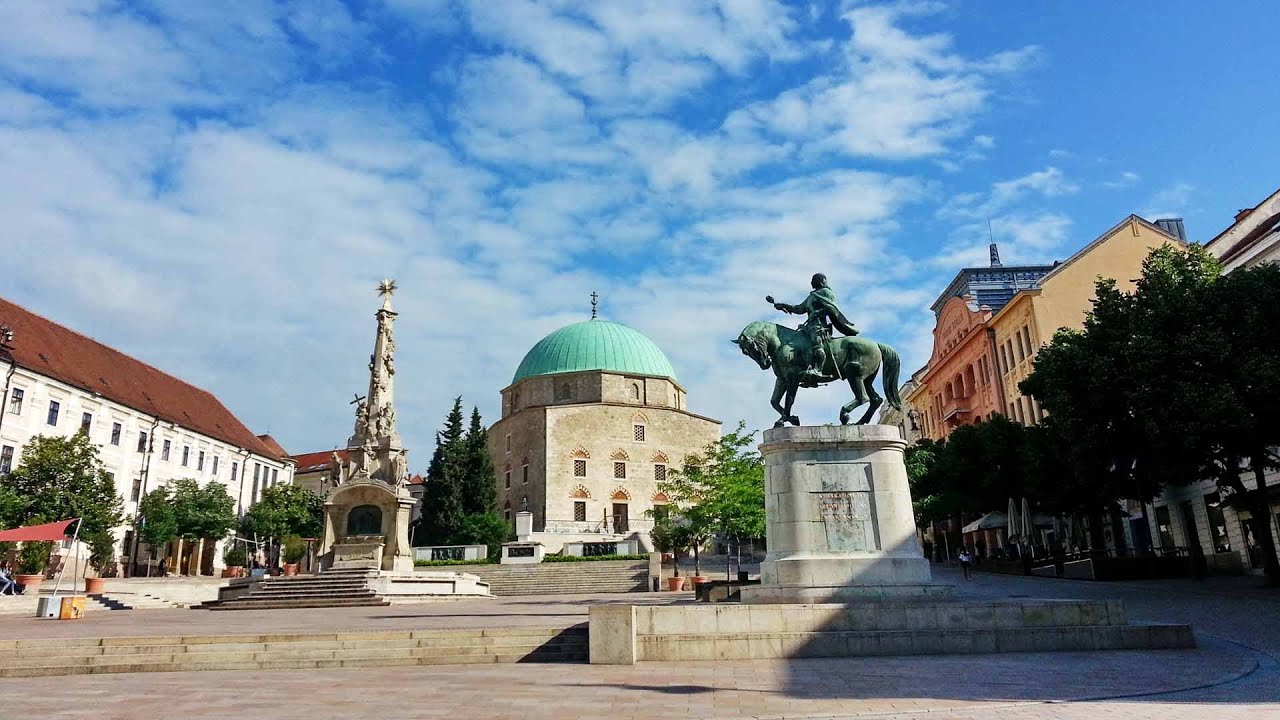 Pécs - Guide to Europe