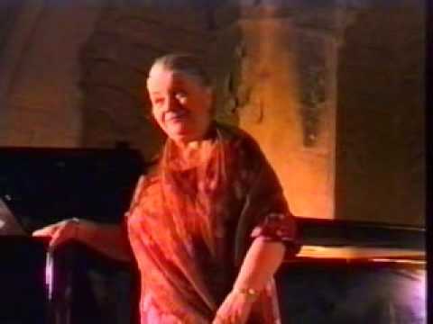 Victoria Bezetti soprano la 63 ani- Ochii albastri-s dragalasi - E.Caudella