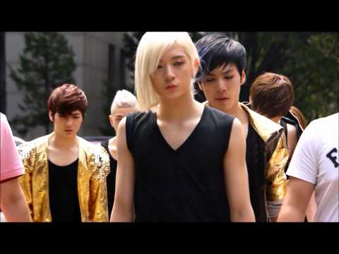 120713 music bank NU'EST