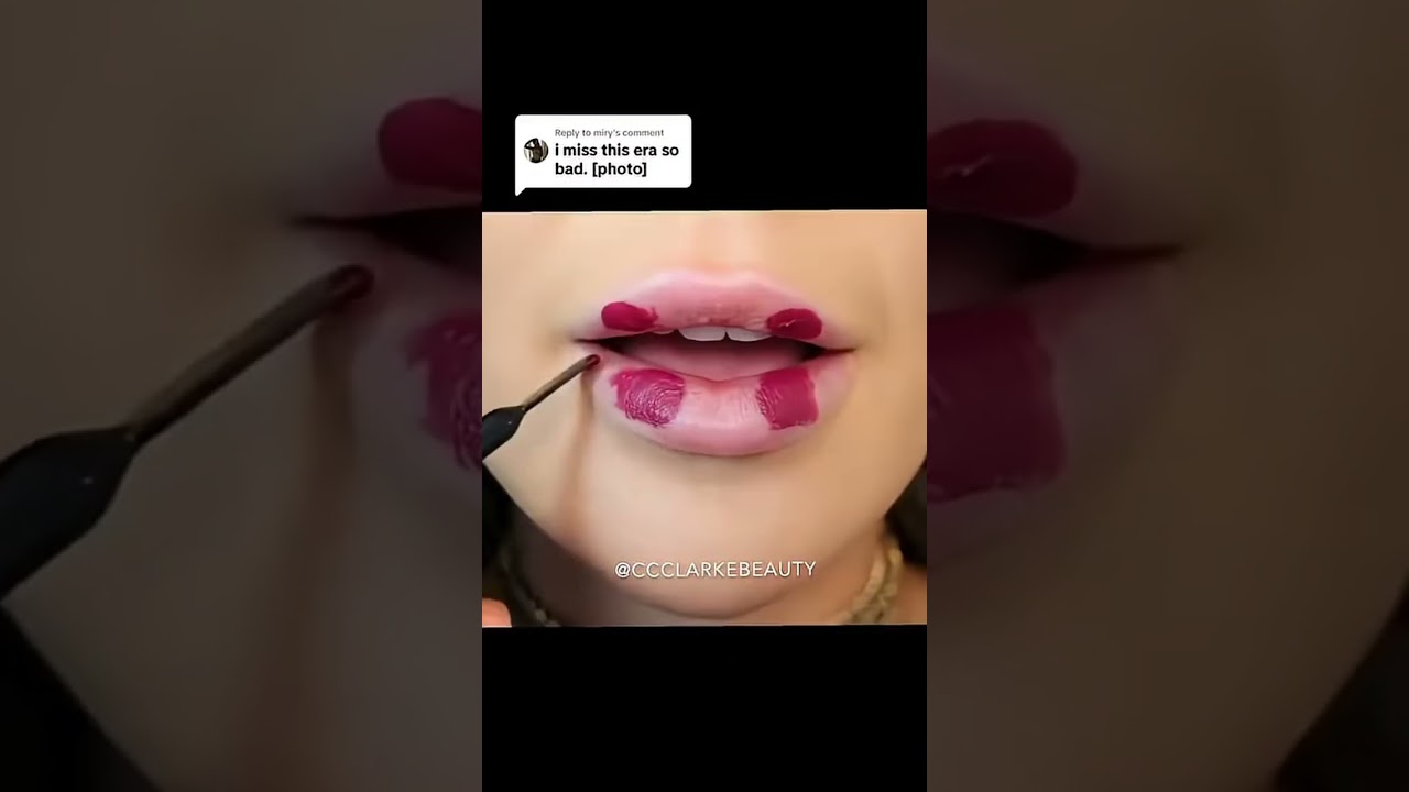 Interesting Shading Of A Lipstick #リップスティック #lipstick