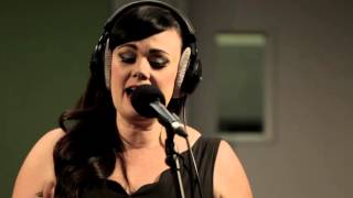 NZ LIVE: Tami Neilson &#39;So Far Away&#39;