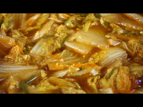 요리왕비룡의 배추된장국 : 알배추 반포기, 무 1토막(300g), 대파1대, 청양고추1개 간단한데 너무 시원하죠~!