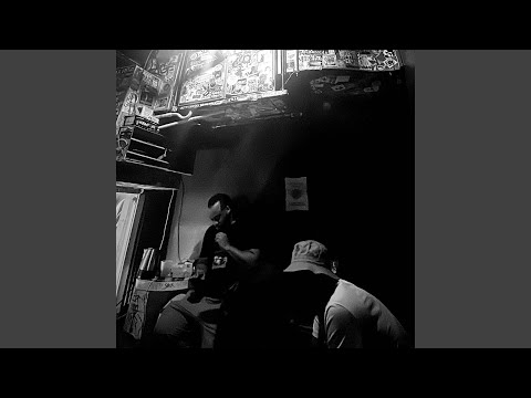 Free Game (feat. Izzy Hott)