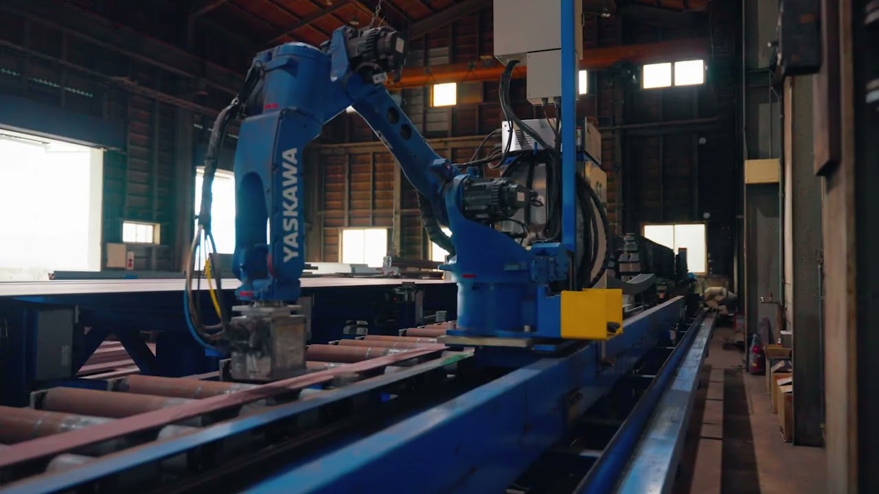 6軸ロボット切断のムービー再生ボタン