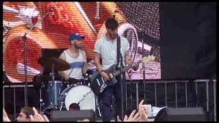 Wavves Demon to Lean On Live Lollapalooza Non Cell Phone HD 2013