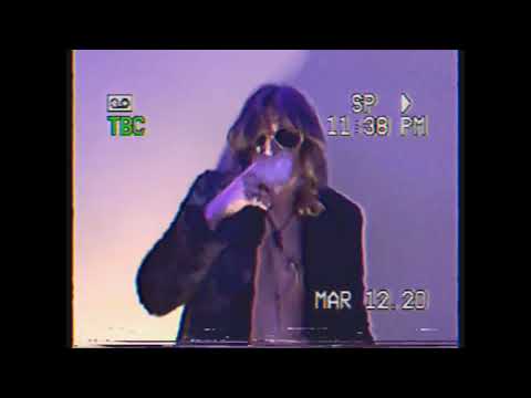 Kash Pinippler - Bitter Glitter (Official Video)