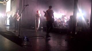 Priests - Modern Love/No Weapon