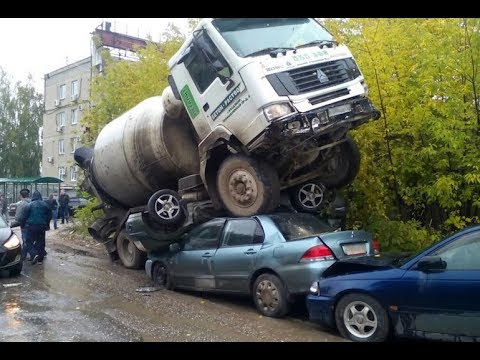 How To Not Drive Your Car on Russian Roads 2018.