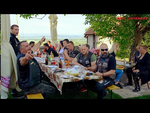 Bajkeri u akciji: Milica Gogin - Hajde Jano... Hondu da prodamo... ☺ #live #uzivo