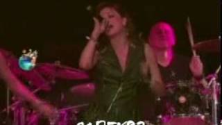 Un Nuevo Amor - Maria Jose (Concierto EXA 2010)