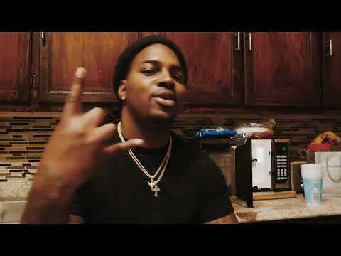 Weightlifter Swapo x DJ Trap-A-Holics - Swapaholic (Official Music Video)