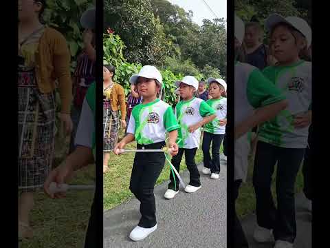 "PEQUES BAND" De La Escuéla Mariano Gálvez JM. San Lucas Tolimán, Sololá.