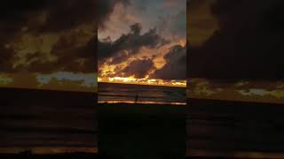 Download lagu Story whatsapp keren sunset di pinggir pantai🏖😎 mp3
