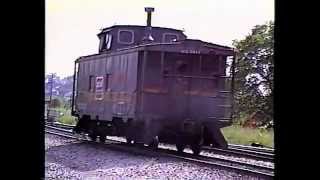 preview picture of video 'CSX empty hopper train with Caboose set off at Spartanburg, SC (1988)'