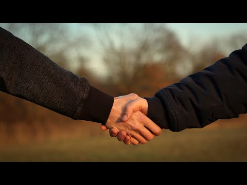 NAŠ ODNOS PREMA NEMUSLIMANIMA || prof. Muhamed Ikanović