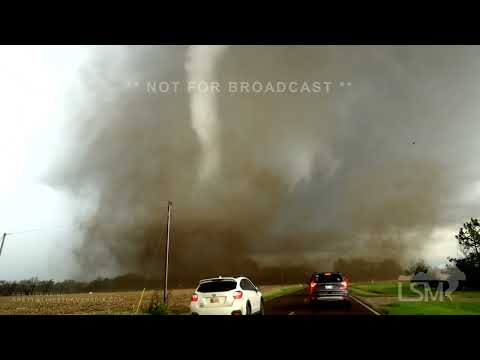 04-26-2024 Lincoln, NE  - Violent Damaging Tornado Close Range