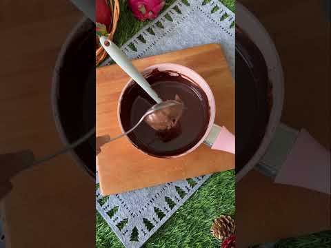 Nutella Chocolate Fondue ! Easy 5 minute dessert