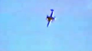 preview picture of video 'Hellenic Air Force F-104G over Chalkida City 1992'