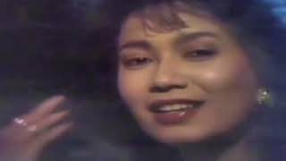 Download lagu Iis Sugianto - Memory Januari mp3 Download lagu Iis Sugianto - Memory Januari mp3