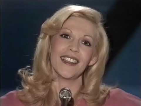 MONACO • Une chanson c'est une lettre - Sophie (Eurovision 1975)