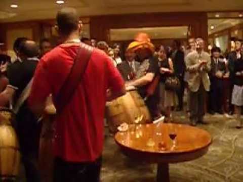 Trio Fattoruso en Japon (improvisacion de candombe) 2008