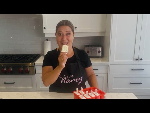 Easy Pistachio Popsicles