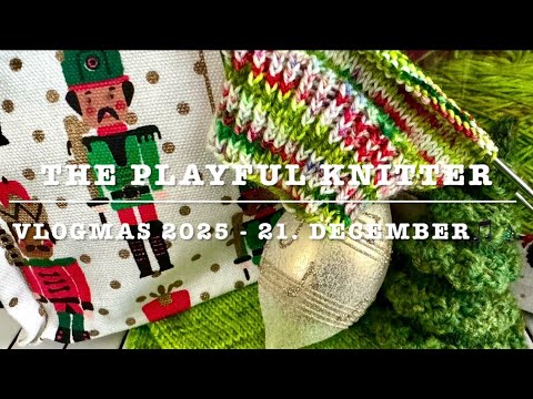 Vlogmas 2025 - December 21st, Let’s Bake Christmas Cookies🎵🎄