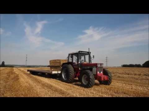 Stro laden en stro persen met New Holland en internationals - Hulsberg 2016