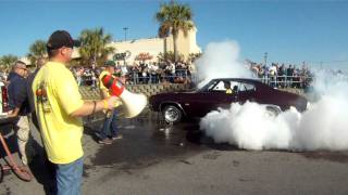 preview picture of video '2010 Cruisin' Southern Style at the Paragon - Chevelle Burnout - Winner'