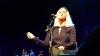 Alanis Morissette - &#39;A Man&#39; Live Seneca Niagara Casino, Niagara Falls, NY 10/04/2014 1080p HD