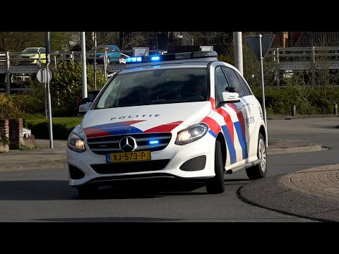 P1, 2x Politie Noodhulp B-Klasse naar reanimatiemelding Hantumerweg Dokkum