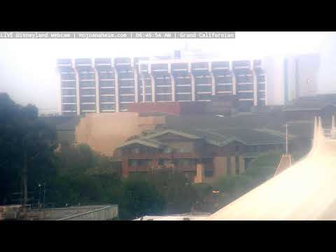 Live webcam of Disneyland Cam