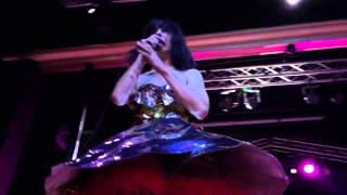 Kimbra - Come Into My Head (Live) at The Observatory