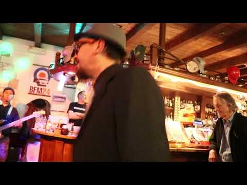 Jamaican Mood - Una zebra a pois