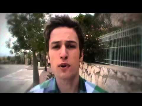 日本で新しいスター _ 莉蘭 ノティック (Lee Notik)