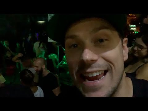 INSIDE PARAISOPOLIS (favela): Baile funk in the streets! (pt 2) | RS101 Daily Vlog