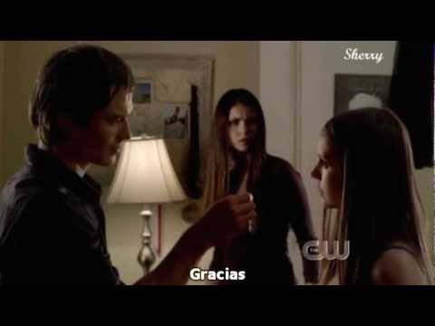 Elena recuerda la confesion de Damon (4x01) con subtitulos