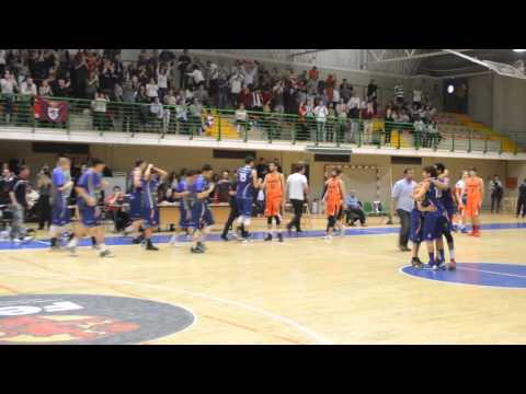 Agustinos Eras celebra el primer puesto en el Grupo A de Liga EBA