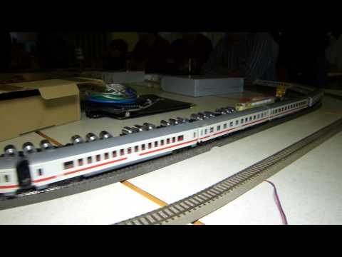 20. Stummi-Treff WN,  01 - IC/EC Zug Wagen von Fleischmann, geschoben von BR 101 072-7