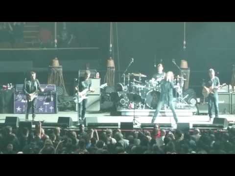 "Your Savior" : TEMPLE OF THE DOG : The Forum / Los Angeles, CA (November 14, 2016)