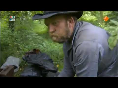 Boer Frans & Lytse Frans in Duitsland 11 - Man Bijt Hond