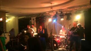 Melvin Harold and The Waykers - Kiss/Happy/Runaway live Medley