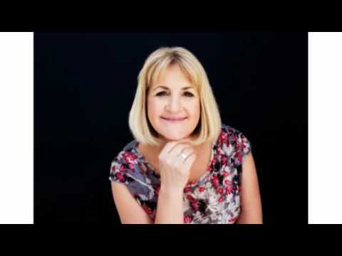 Bori Bojthe Photography video.