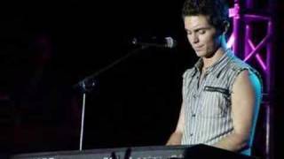 Mixalis Xatzigiannis na meineis edo