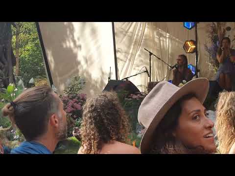 Medicine festival 2022 Ajeet Kiss the earth - La Luna