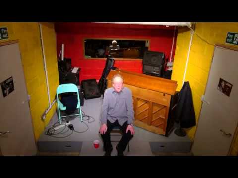 Phil Minton (vocal improvisation)