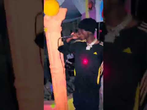 Gade Koman  Bous-l'or The Rich Plug kraze yon Bar